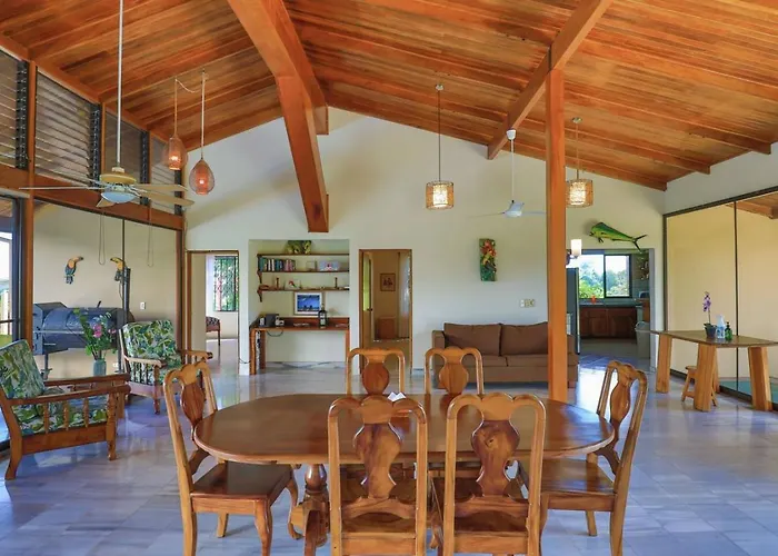 Casa Kilimanjaro Nature, Amazing Views And 6 Acres